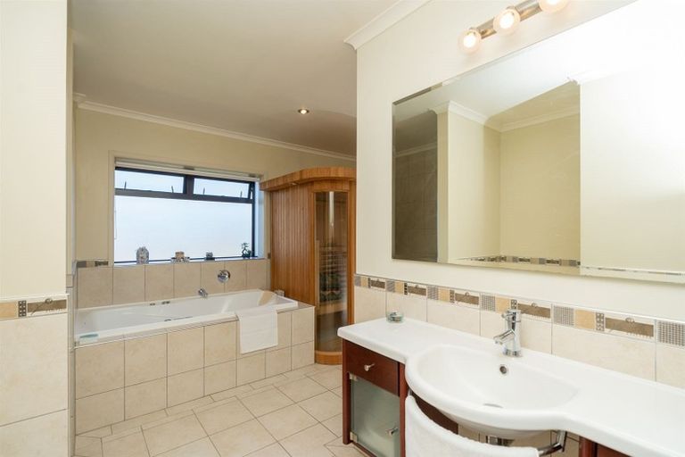 Photo of property in 34 Winslow Court, Huntington, Hamilton, 3210