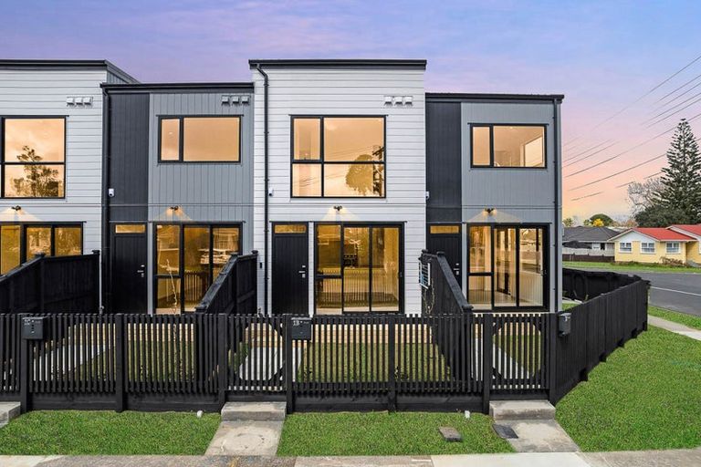 Photo of property in 1b Hokianga Street, Mangere East, Auckland, 2024