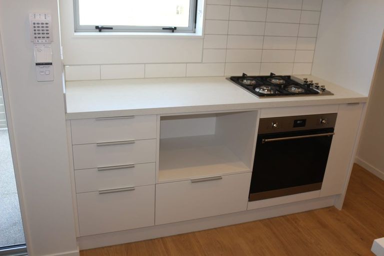 Photo of property in 43 Periko Way, Takanini, 2112