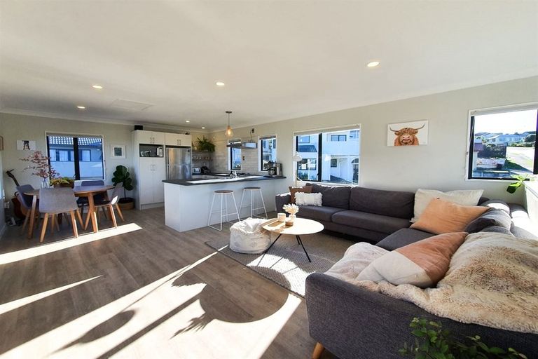 Photo of property in 34a Bowes Crescent, Strathmore Park, Wellington, 6022