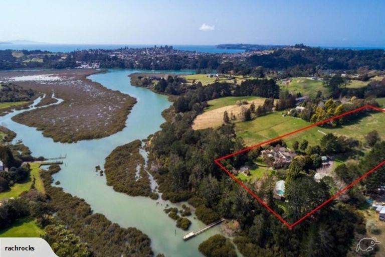 Photo of property in 11 Pinestead Reach, Stillwater, Silverdale, 0993