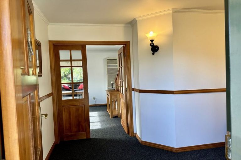 Photo of property in 11 Woodgate Court, Fitzherbert, Palmerston North, 4410