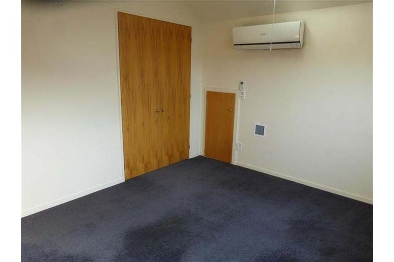 Photo of property in 91 Avonhead Road, Avonhead, Christchurch, 8042