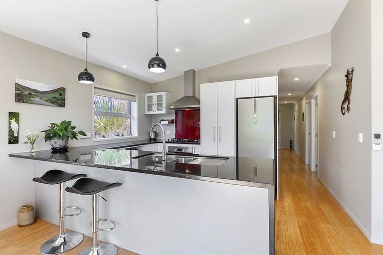 Photo of property in 35 Flotilla Place, Whitby, Porirua, 5024