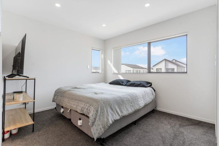 Photo of property in 139 Grove Road, Papakura, 2110