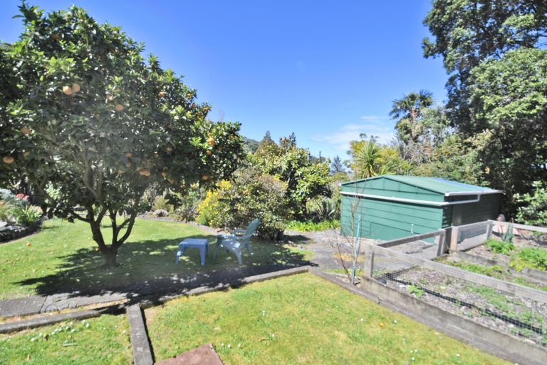 Photo of property in 8 Hillside Crescent, Leigh, 0985