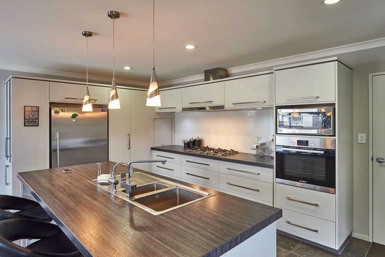 Photo of property in 7 Astelia Court, Milson, Palmerston North, 4414