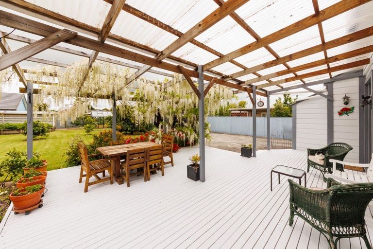 Photo of property in 27 Derby Street, Feilding, 4702