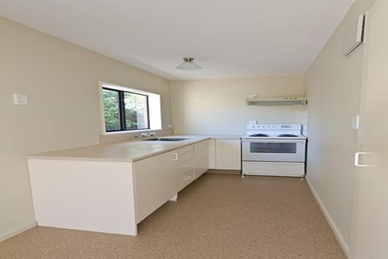 Photo of property in 5 Auburn Avenue, Upper Riccarton, Christchurch, 8041