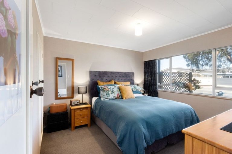 Photo of property in 4 Bristol Street, Tamatea, Napier, 4112