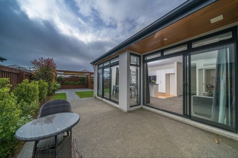 Photo of property in 21 Meyer Crescent, Halswell, Christchurch, 8025