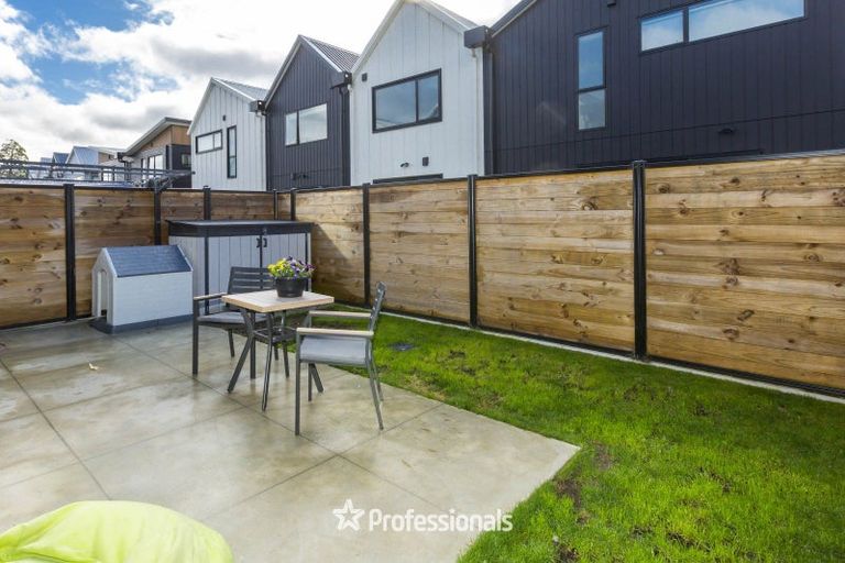 Photo of property in 12 Dahl Drive, Wallaceville, Upper Hutt, 5018