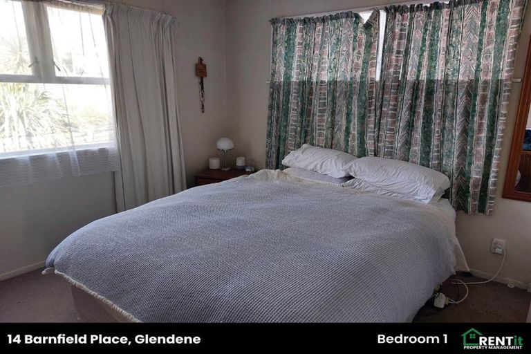 Photo of property in 14 Barnfield Place, Glendene, Auckland, 0602