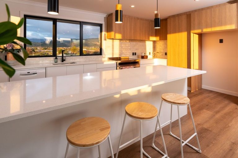 Photo of property in 129a Matatua Road, Raumati Beach, Paraparaumu, 5032