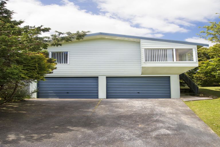 Photo of property in 4 Dalmahoy Place, Wattle Downs, Auckland, 2103