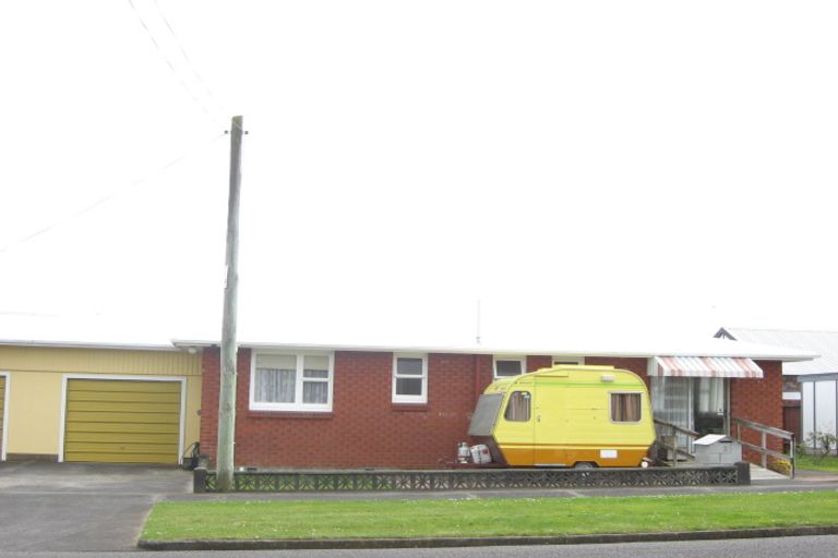 Photo of property in 3 Rawhiti Street, Vogeltown, New Plymouth, 4310