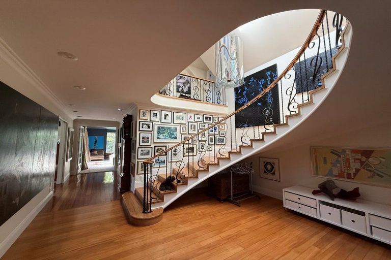 Photo of property in 14 Homewood Avenue, Karori, Wellington, 6012