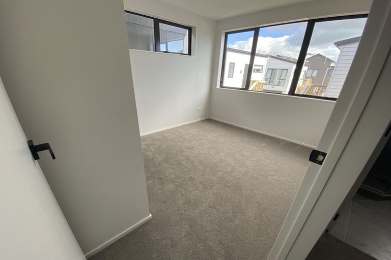 Photo of property in 47 Survila Street, Papakura, 2110