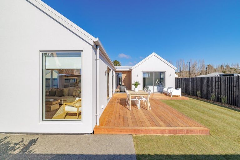 Photo of property in 43 Georgina Street, Marshland, Christchurch, 8083