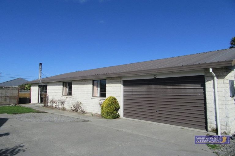 Photo of property in 2/94 Neill Street, Hornby, Christchurch, 8042