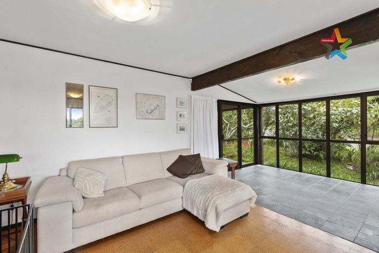 Photo of property in 17 Jacaranda Grove, Maungaraki, Lower Hutt, 5010