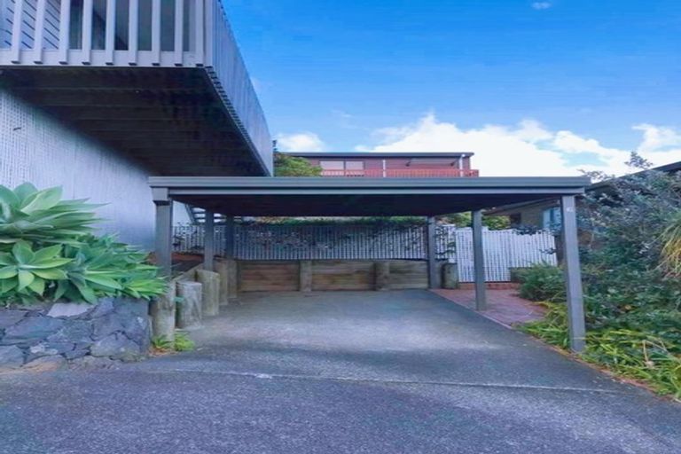 Photo of property in 6/76 Target Road, Totara Vale, Auckland, 0629
