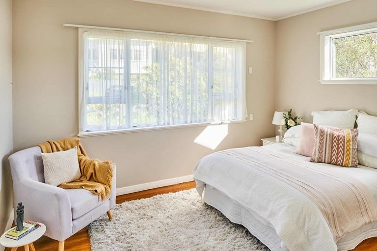 Photo of property in 18 Wyndrum Avenue, Waterloo, Lower Hutt, 5011