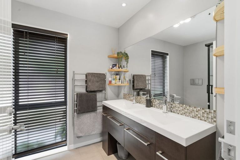 Photo of property in 7 Christie Place, Rolleston, 7614