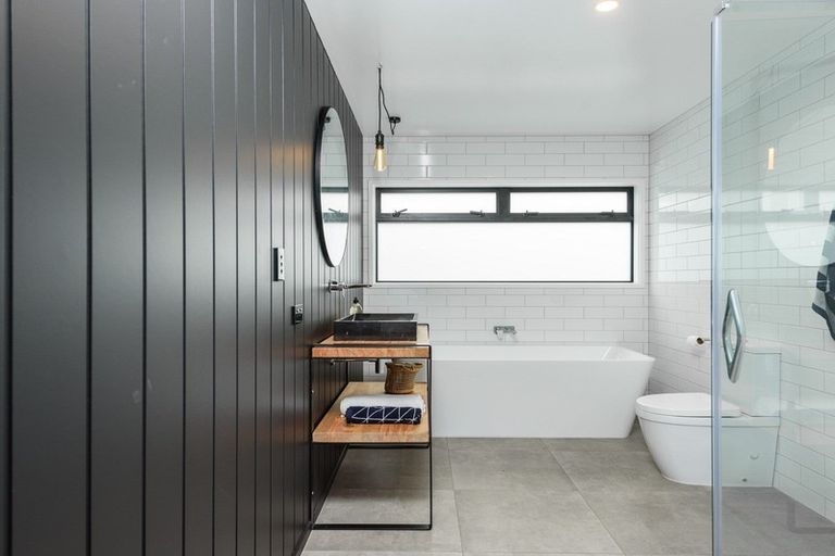 Photo of property in 1118 Papamoa Beach Road, Papamoa Beach, Papamoa, 3118