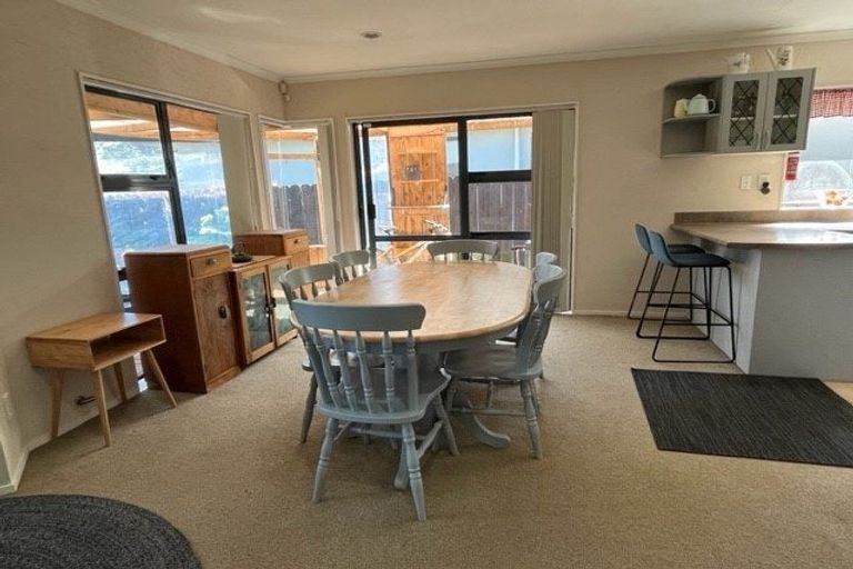 Photo of property in 2/21 Glanworth Place, Dannemora, Auckland, 2016