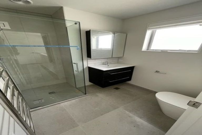 Photo of property in 1/107 Mackworth Street, Woolston, Christchurch, 8062