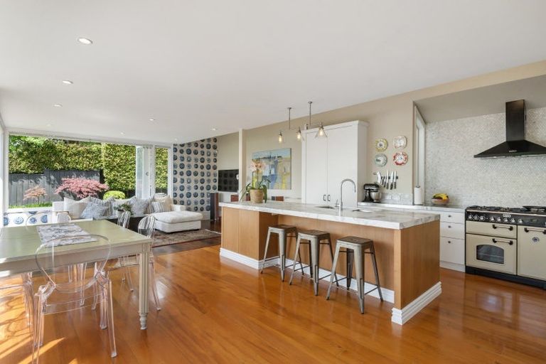Photo of property in 73 St Marys Road, Saint Marys Bay, Auckland, 1011