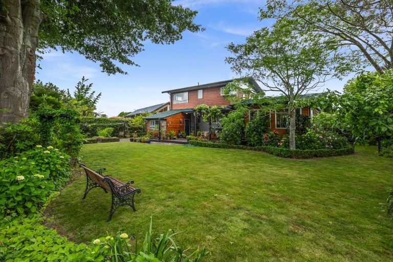 Photo of property in 14 Trigg Crescent, Taradale, Napier, 4112