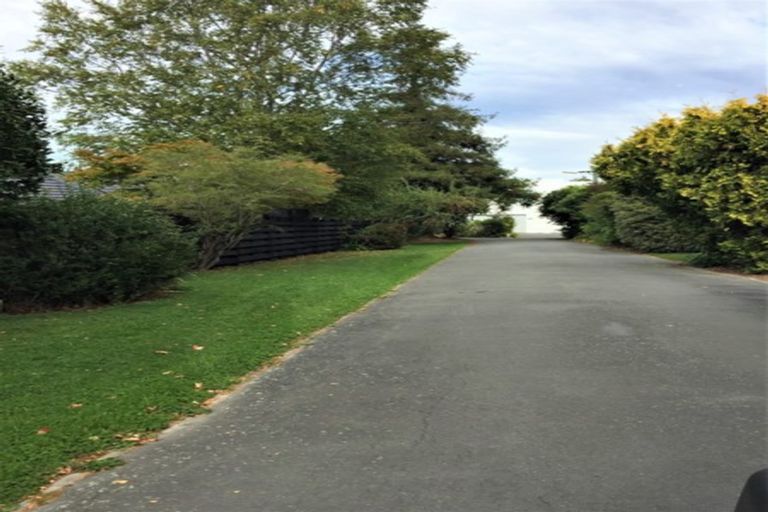 Photo of property in 1/23a Hamilton Avenue, Ilam, Christchurch, 8041