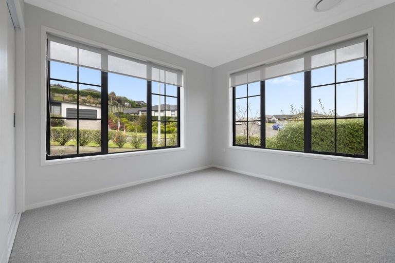Photo of property in 1 Te Kaka Place, Omokoroa, 3114