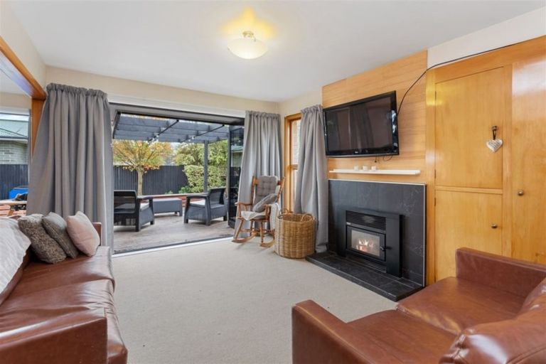 Photo of property in 51 White Street, Rangiora, 7400