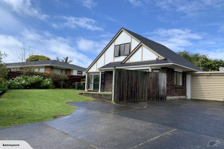Photo of property in 2/14 Galloway Crescent, Farm Cove, Auckland, 2012