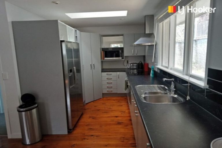 Photo of property in 32 Ravenswood Road, Saint Clair, Dunedin, 9012