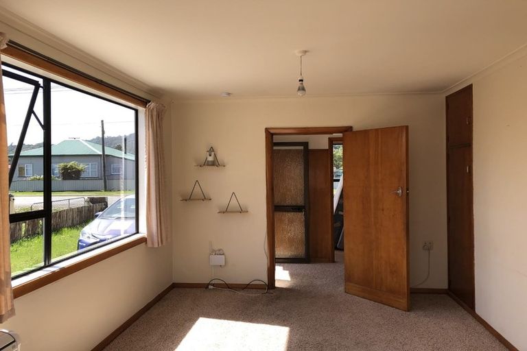 Photo of property in 98 Ward Street, Cobden, Greymouth, 7802