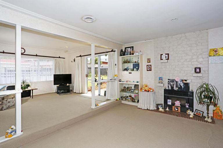 Photo of property in 18 Saint Johns Avenue, Tuakau, 2121