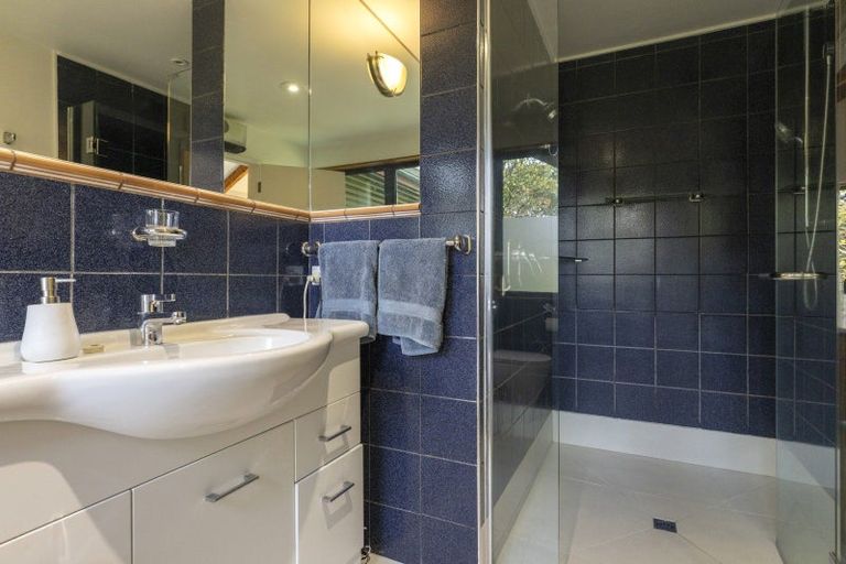 Photo of property in 51 Chesham Avenue, Waipahihi, Taupo, 3330