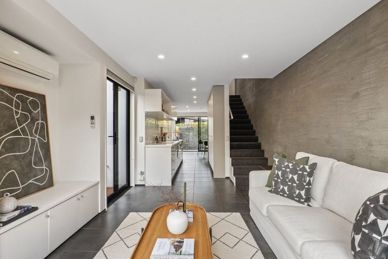 Photo of property in 91 Canon Street, St Albans, Christchurch, 8014