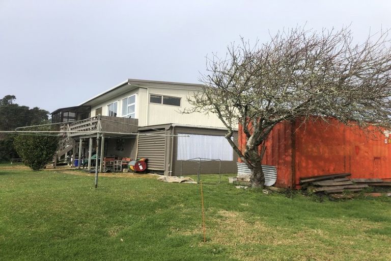 Photo of property in 203 Onemana Drive, Onemana, Whangamata, 3691