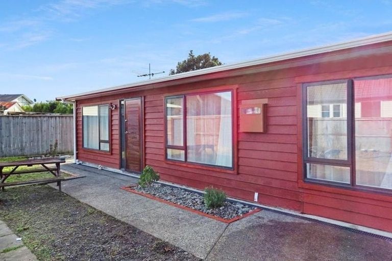 Photo of property in 59a Guthrie Street, Waterloo, Lower Hutt, 5011