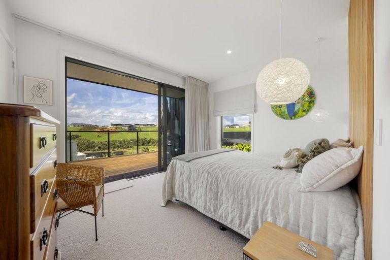 Photo of property in 15 Maataitai Road, Raglan, 3225