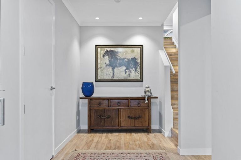 Photo of property in 134 Arran Point Parade, Orewa, 0931