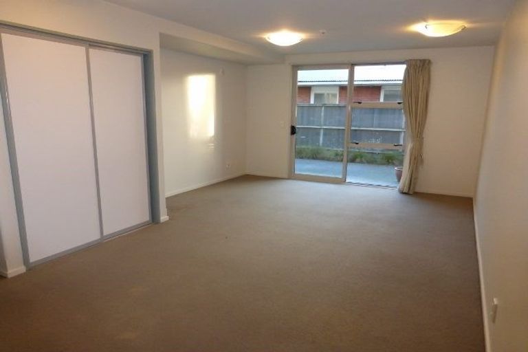 Photo of property in 2/14 Brougham Street, Addington, Christchurch, 8024