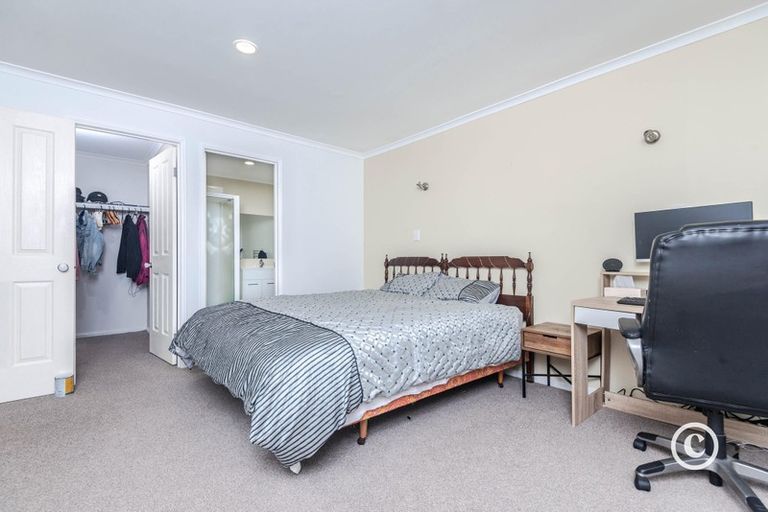 Photo of property in 60e Woodland Road, Johnsonville, Wellington, 6037