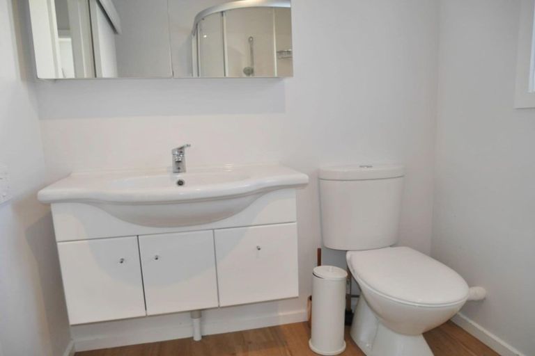 Photo of property in 2/15a Marriner Street, Sumner, Christchurch, 8081