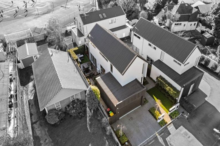 Photo of property in 91 Dover Street, St Albans, Christchurch, 8014